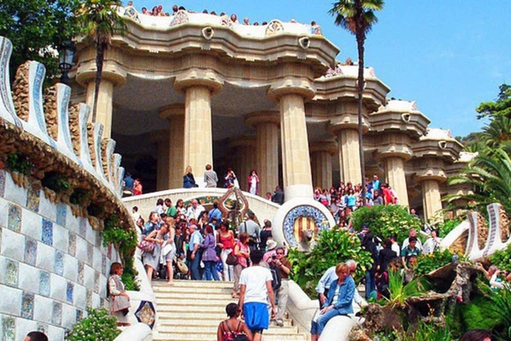 7 Pax Montserrat Ramblas Barcelona 巴塞罗那 外观 照片