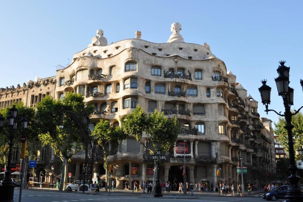 7 Pax Montserrat Ramblas Barcelona 巴塞罗那 外观 照片